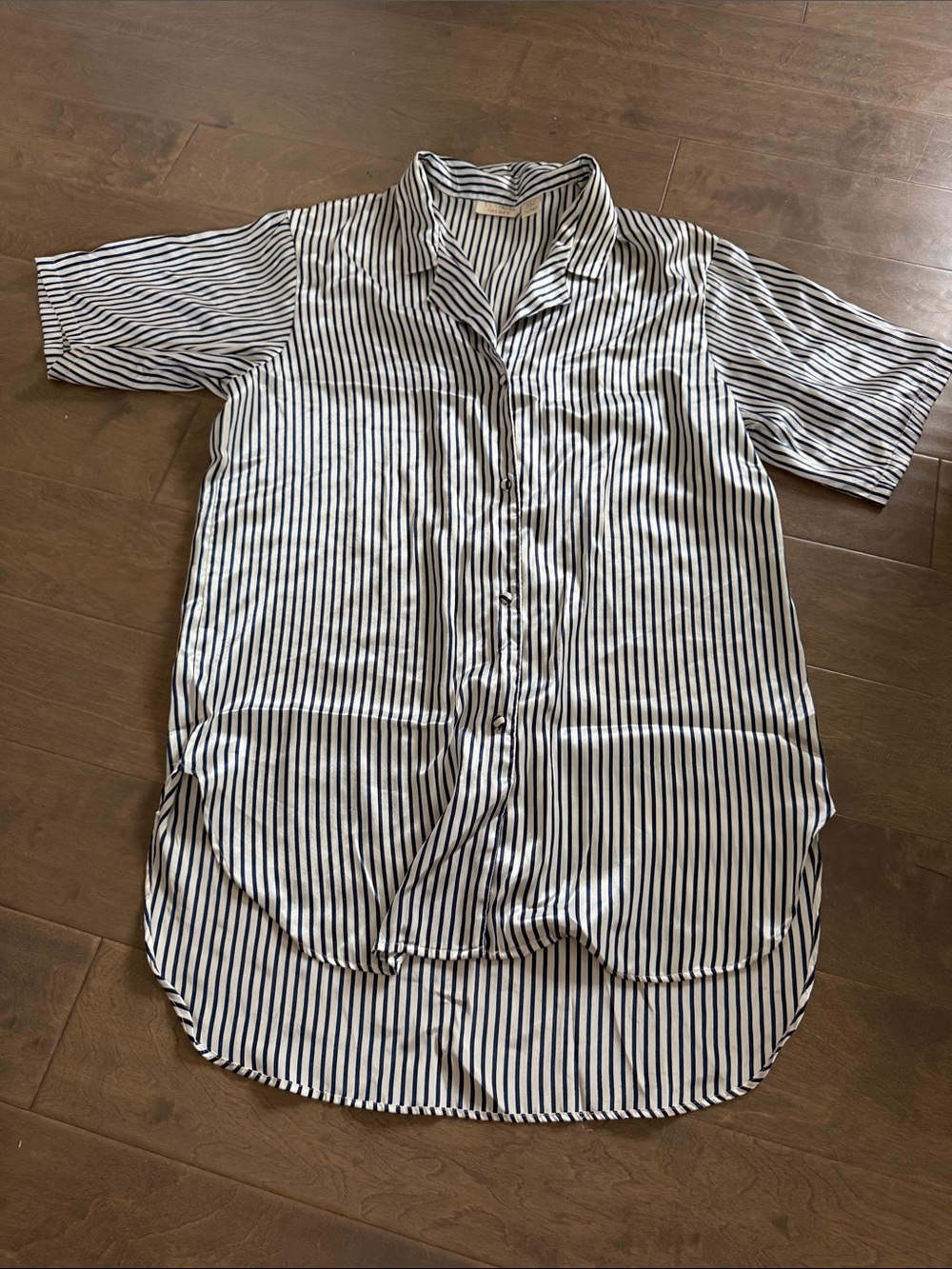 Vintage Short-Sleeve Vertical Stripe Button-Up Nightgown— White & Navy